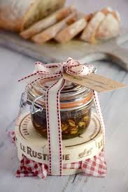 24 Cadeaux Gourmands Diy Pour Un Noel Tres Yummy Cadeaux Gourmands Fait Maison Camembert Au Four