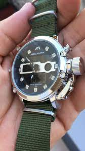 Cette Montre Est Vraiment Geniale Et Originale Je L A Porte Depuis Quelques Jours Et J En Suis Tres Content Montre Sport Homme Montres De Luxe Montre De Sport