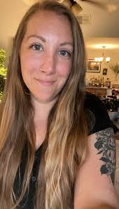 Taryn Wiggins's Instagram, Twitter & Facebook