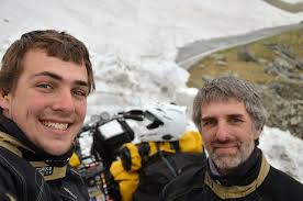 Earth-Roamers : People that matter