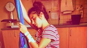 1,175,052 likes · 502 talking about this. Authentischer Anblick Sarah Lombardi Postet Foto Von Geburt Promiflash De