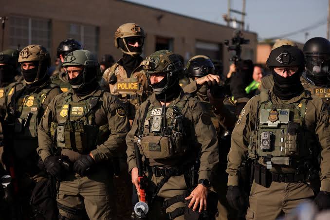 ICE, Border Patrol agents to receive pay during government shutdown |  Reuters