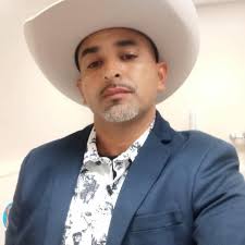 De donde venimos? La teoria evolutiva nos dice que de el mono, mientras que  la teoria biblica nos dice que venimos de Adan Y Eva... Tu que crees?