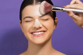 Should I Use A Translucent Or Coloured Powder Setting Powder How To Apply Foundation Face Powder