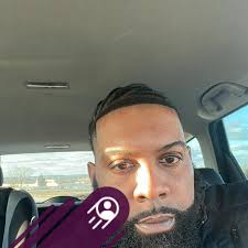 What a Blessing all the way around 😘🌹🌹🌹 Giving her , Here flowe rs  while he can and celebrating with those who love her too!!! Thank you for  sharing Mrs. Terri's with