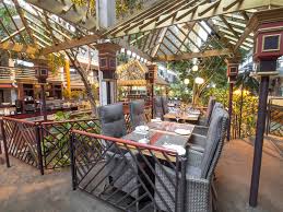 Los huéspedes aprecian la variedad de restaurantes de este. Hotel Quebec Inn Hotel In Quebec City Familyactivities Ca