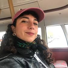 Vanessa Bowles's Instagram, Twitter & Facebook