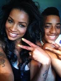 Donna Longson's Instagram, Twitter & Facebook