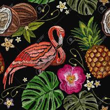 Eine klebepistole sollte auch vorhanden sein. Stickerei Flamingo Palme Blatter Ananas Tropische Nahtlose Muster Kokosnuss Modische Vorlage Fur Das Design Von Kleidung Tropische Stickerei Rosa Flamingos Sommer Hintergrund Lizenzfrei Nutzbare Vektorgrafiken Clip Arts Illustrationen Image