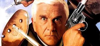 Melyik a kedvenc filmes jeleneted vagy idézeted Leslie Nielsentől?