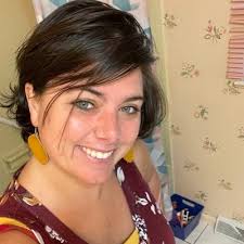 Danielle Day (@dday718)