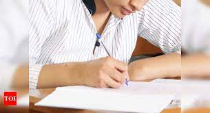 Academically, the boy is below average en los estudios el chico está por debajo del promedio; Board Exams 2021 Guntur Education Department Is Helping Academically Weak Students Who Suffered Due To Lockdown Times Of India