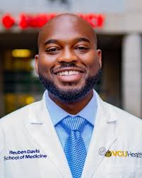 It always seems impossible until it's done.” -Nelson Mandela Coming to a  hospital near you, Future Doc Reuben Davis 💛 🐏 📸 @rd.futuredoc Shot by:  @westiny_ Edited by: me @labno.5 #futuredoc #blackdoctor #