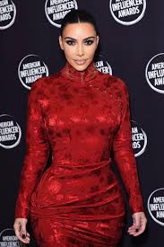 Kim Kardashian West On Twitter Kim Kardashian Kardashian Kardashian Photos