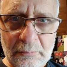 Stephen Pusateri (@chiokie)