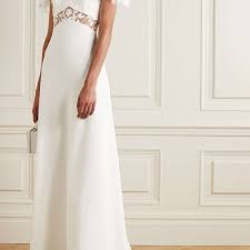 Despite it saves more money, an outdoor party is indeed very interesting. 16 Best Backyard Wedding Dresses Of 2021