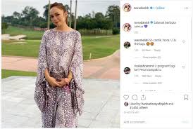 Nora danish, bekas isteri toh muda rizal ashram ramli yang sekarang merupakan suami kepada fasha sandha, telah kongsikan sekeping fasha sandha dan suami, rizal ashram ramli selamat menyambut kelahiran putera sulung mereka di prince court pada jam 9:21am semalam, 15 april 2013. U Pregnant Lagi Ke Komen Jejai Ini Dibalas Selamba Oleh Nora Danish Yoy Network