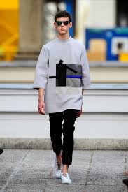 Vladimir Karaleev Spring Summer 2015 Mercedes Benz Fashion Week Berlin Estilo De Ropa Hombre Moda Ropa Hombre Ropa Urbana Hombre