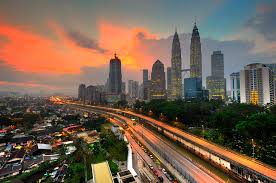 Dan diriwayatkan dari abu dzarr radhiyallahu anhu, bahwasanya pada suatu hari nabi shallallahu 'alaihi. Matahari Terbit Dan Terbenam Di Negara Mana Ini Jawapannya