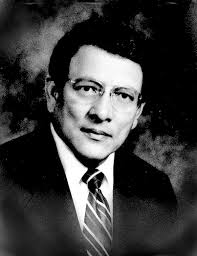 Former police chief who brought 911 to Maui County dies