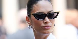 Sneakers Inverno 2023, Nike Silver come Elodie