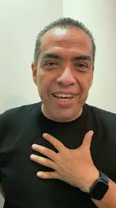 Aquí conversando con mi amigo Dorian Ortiz sobre lo que va a suceder en el  Taller Vivencial "Haz que tu voz influya en tu éxito" en el Teatro  Trasnocho @trasnochocult el próximo