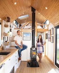 Camanda S Love Shack Tiny House In Auckland Tiny House Rustic Small Tiny House Modern Tiny House