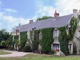 Nous vous accueillons, en normandie, tout près des plages du débarquement dans un cadre chargé d'histoire. Ferme A Vendre Avec Gite Sur 1 Ha Calvados Normandie Moulin