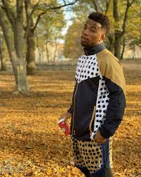 A frank piace postare foto che lo ritraggono durante gli allenamenti o durante le vacanze trascorse con i suoi amici. Frank Chamizo On Instagram About That Jacket Nikesportswear Good Morning Everyone Walking With A Coffee In My Ha Good Morning Everyone Nike Air Fresh Air