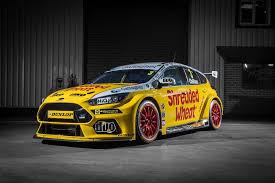 New Ford Focus Rs Btcc Racer Is Ready For The 2018 Season Carscoops Ford Focus Ford Focus Rs New Ford Focus