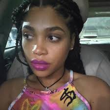 Looking for someone experienced to hang Christmas lights.