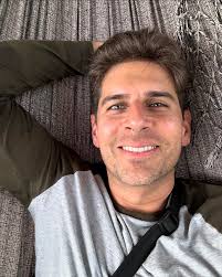 Carlos Andrés Gómez (@carlosaglive) • Fotos y videos de Instagram