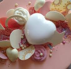 100 Photos De Desserts Au Glacage Miroir Et Quelques Recettes Delicieuses Archzine Fr Glacage Miroir Desserts Glacage Chocolat Blanc