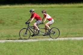 Steve bate and his pilot adam duggleby took the men's tandem b trial while lora fachie and corrine hall won in the women's tandem event. Tandem Bicycle Sprint 22 Words