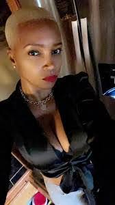 Kayne Walker's Instagram, Twitter & Facebook