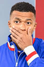 60% vont échouer à identifier ce joueur devenu l'un des meilleurs coachs au  monde 🤔