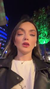 Roxana sadeghi (@roxana.sadeghi)