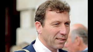 Love the game and tell good stories, Atherton tells scribes worldwide