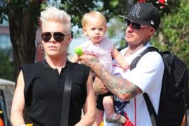 Remember everyone, fly your own flag. P Nk Shitstorm Nach Action Foto Mit Tochter Willow