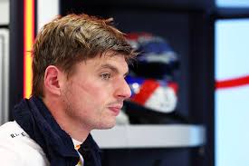 Red Bull-junior Coronel wint dominant eerste autorace-titel