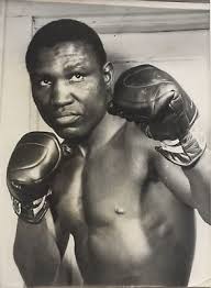 Dick Tiger vs Canelo Alvarez? Who wins this fight, how, and in what round?  : r/Boxing