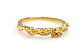 Leaves Wedding Band In 14 Karat Yellow Gold Leaf Shaped Etsy In 2020 Leaf Wedding Band Wedding Rings Vintage Nature Inspired Wedding Ring