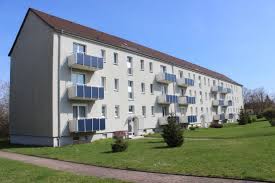Finde 18 angebote für wohnung zur vermietung in schkopau, saalekreis zu bestpreisen, die günstigsten immobilien zu miete ab € 295. 2 Zimmer Wohnung Zu Vermieten Am Wassertal 45 06258 Schkopau Saalekreis Mapio Net