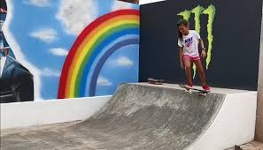 With 20 skateboarders each in the men's and women's park and street disciplines, the competition will see 18 different countries represented (in street) and 17 (in park). Rayssa Leal A Fadinha Do Skate Ganha Pista Caseira Feita Pelos Pais Para Treinar Na Quarentena Portal Ternura Fm De Ibitinga