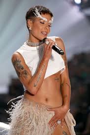 Summer walker tattoo meanings : 26 Best Celebrity Boob Tattoos Beautiful Underboob Tattoo Ideas