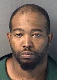 Abbi Bonds's Instagram, Twitter & Facebook