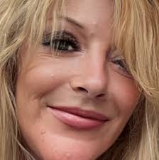 Hi is there somewhere in Lanzarote that hires out portable oxygen machines?  We can't take ours out country? Not sure how it all works my mum is new to  all this Any