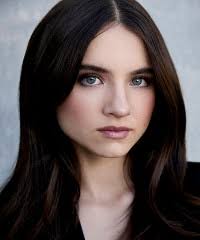 Erin Doherty Net Worth & Wealth (2025)| MoneySnoop