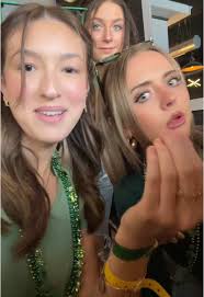 Sarah (@sarah_kuebel_)