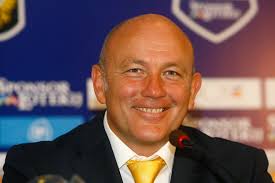 Theo Bos is voor altijd een held bij Vitesse: 'In de spelerstunnel zette  hij al de toon'